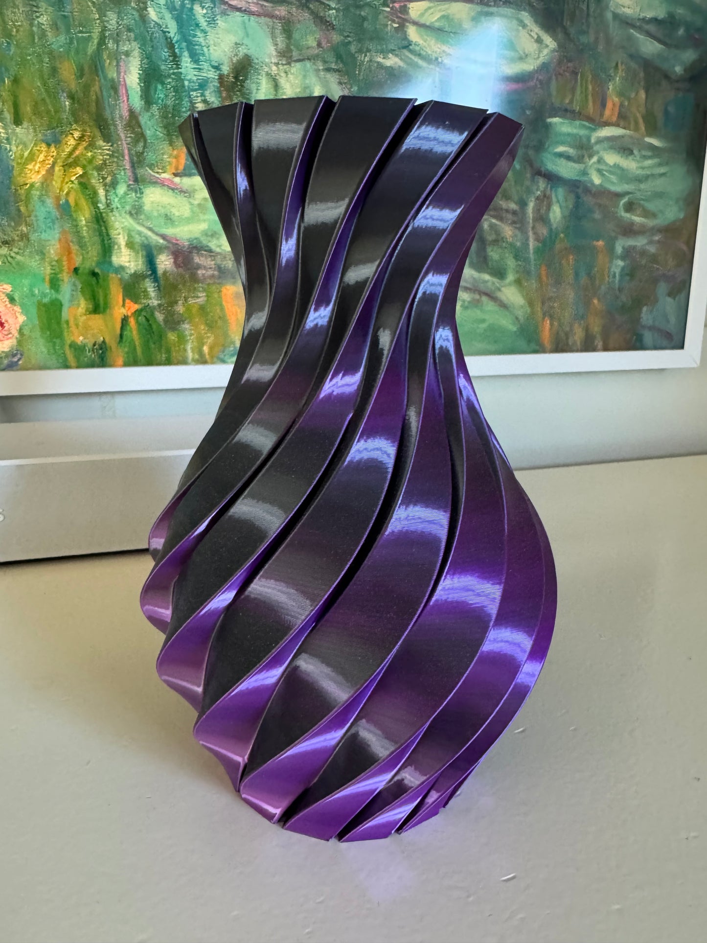 Vaas Swirl Purple/black