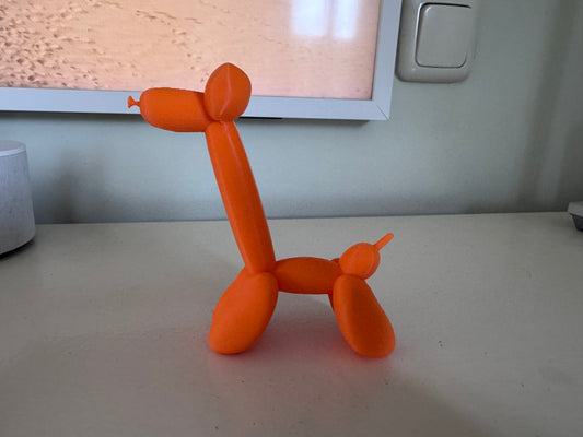 Balloon giraffe