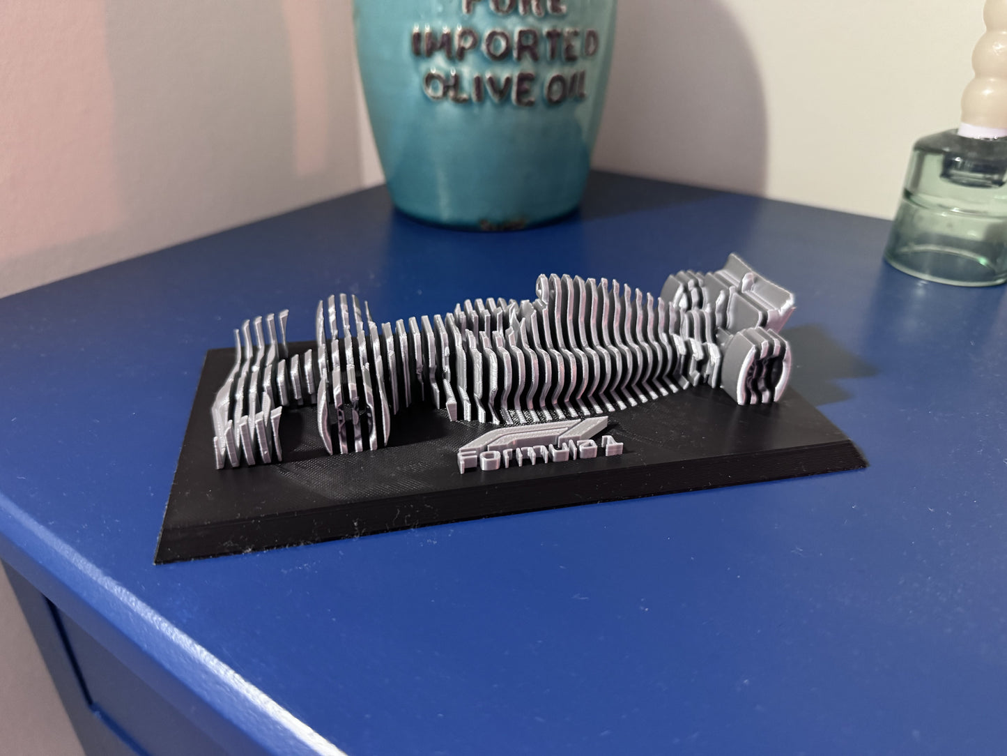 Abstracte Formule 1 Racewagen – Sculptuur
