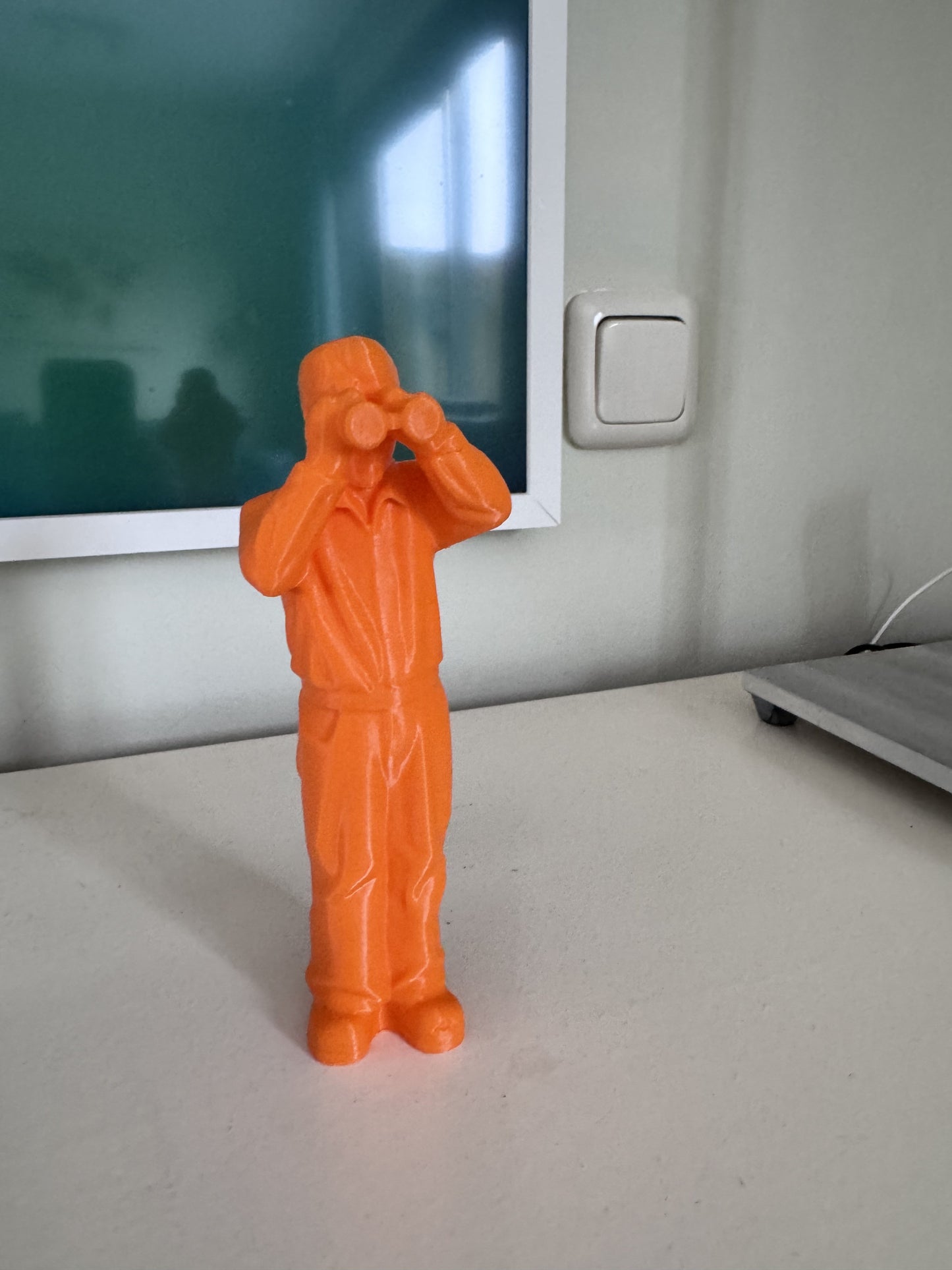 De Verkenner – Figuur met Verrekijker