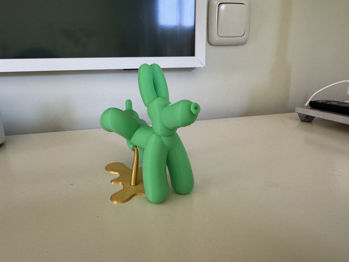 Plassende Ballonhond – Groen