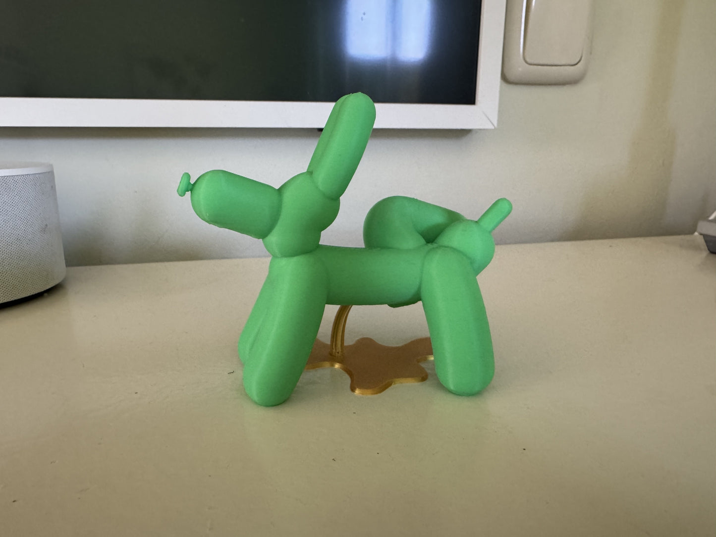 Plassende Ballonhond – Groen